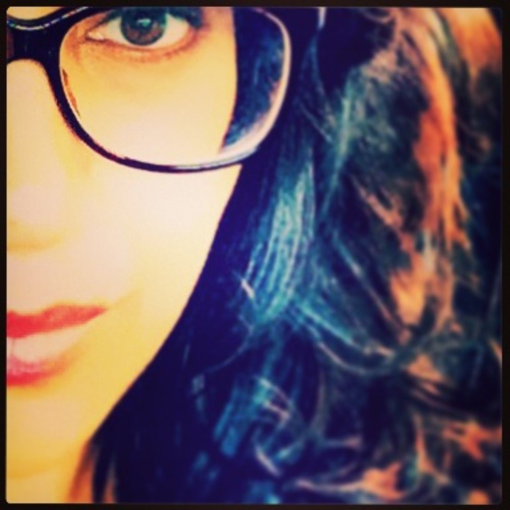 Meet your Posher, Lena.